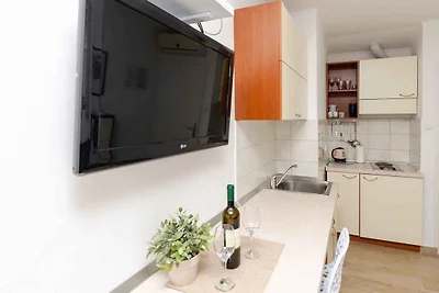 Ferienwohnung mit Klimaanlage und Meerblick