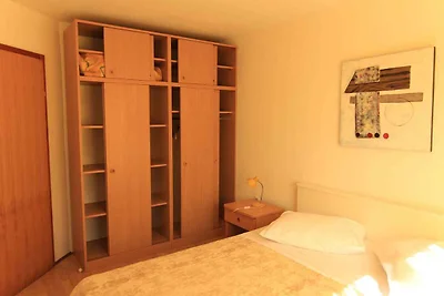 Ferienwohnung mit Terrasse und Meerblick