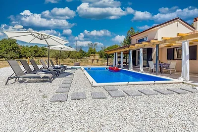 Ferienhaus mit Privatpool