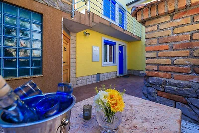 Holiday flat family holiday Klenovica