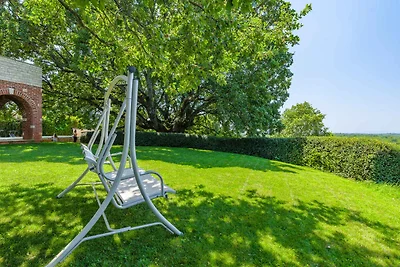 Villa mit Pool und Klimaanlage