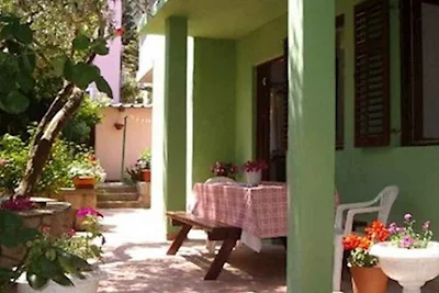Ferienwohnung mit Terrasse und Klimaanlage