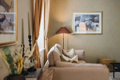 Villa mit Pool und Taverne im Garten