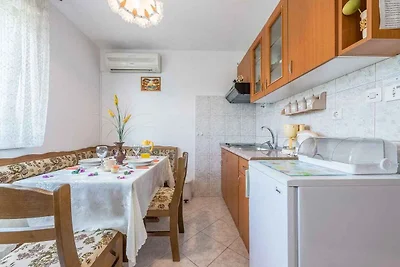 apartman za odmor Obiteljski odmor Vinisce