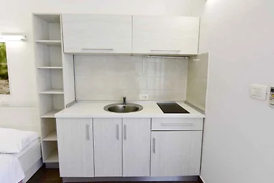 Studio nah am meer, mit pool und jacuzzi