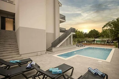 Ferienwohnung mit Pool zur gemeinsamen