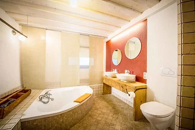 Ferienwohnung in kreativem Stil