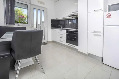 Ferienwohnung mit Terrasse und Grill