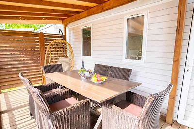 Mobilehome mit Klimaanlage und Terrasse mit