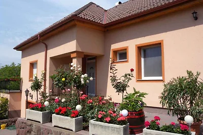 Ferienhaus mit Pool, Whirlpool und