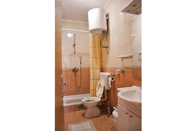 Ferienwohnung mit Klimaanlage und Terrasse