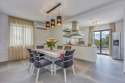 Vakantiehuis Ontspannende vakantie Vabriga
