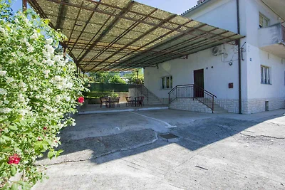 Charmante Unterkunft Flower in Rijeka für erh