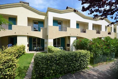 Ferienwohnung mit Klimaanlage und Balkon