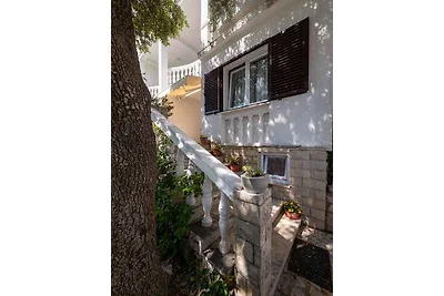 Ferienwohnung mit Terrase und Klimaanlage