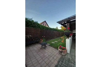 Ferienhaus mit Pool und Internet