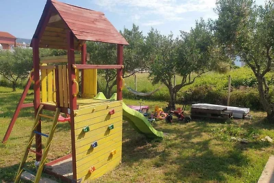 Willkommen im Gartenhaus in Kaštel Štafilić!