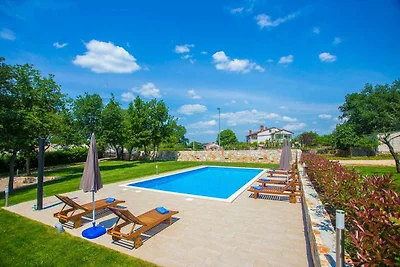 Ferienwohnung mit Klimaanlage und Pool