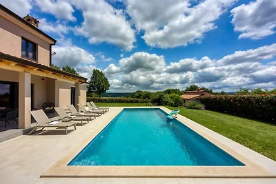 Villa mit Pool, Klimaanlage
