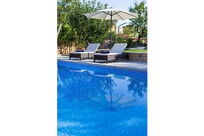 Ferienhaus mit Klimaanlage und Aussenpool