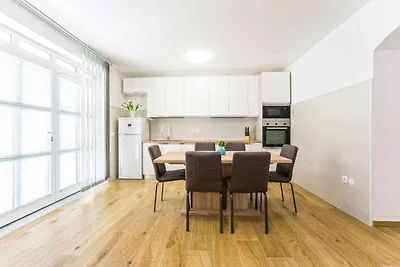 Apartment Stefano mit privatem Pool