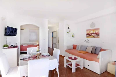 Ferienwohnung mit Terrasse und Klimaanage