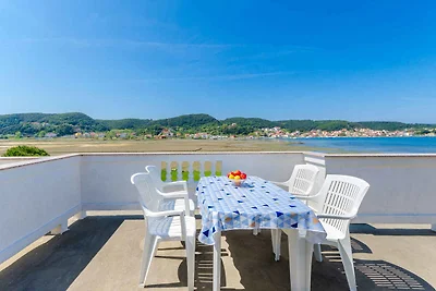 Ferienwohnung mit Meerblick und Klimaanlage