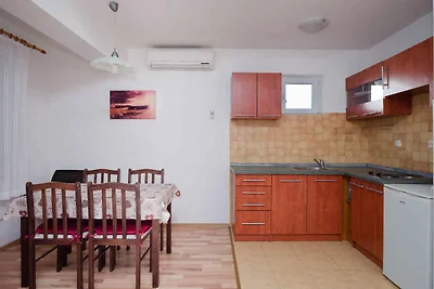 Ferienwohnung mit Grillmöglichkeit und Balkon