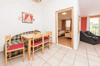 Ferienwohnung mit Klimaanlage und Balkon