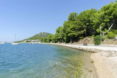 Appartamento Vacanza con famiglia Tisno