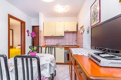 Ferienwohnung mit Terrasse und Meerblick