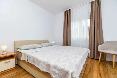 Apartamento Vacaciones familiares Necujam