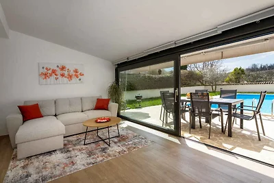 Finca mit Pool und Garten, Haustiere