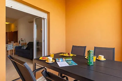 Ferienwohnung mit Klimaanlage und Balkon