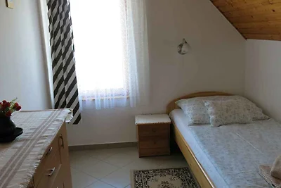 Ferienwohnung mit Gartenpavillon