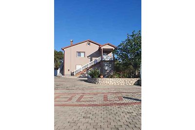 Ferienwohnung mit Pool und Terrasse