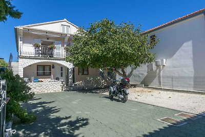 Ferienwohnung mit Klimaanlage, Balkon