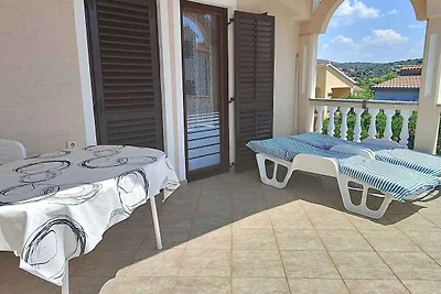 Ferienwohnung mit Klimaanlage, Balkon und