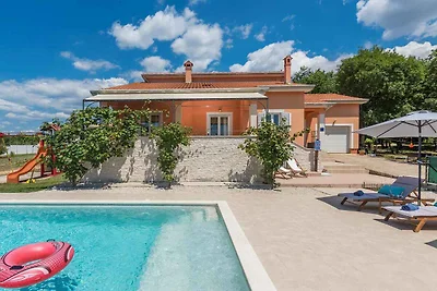 Ferienhaus mit Privatpool