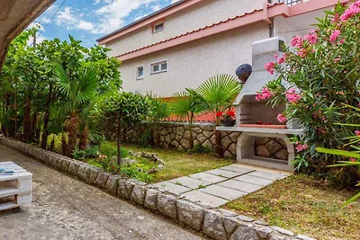 Ferienwohnung mit Terrasse und Klimaanlage