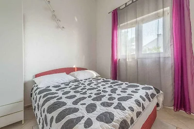 Ferienwohnung mit Klimaanlage und Terrasse