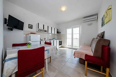 Apartment mit zwei Schlafzimmern und einem Ba