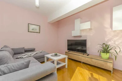Ferienwohnung mit Klimaanlage und Pool