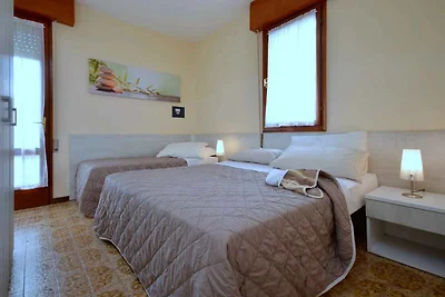 Ferienwohnung mit Balkon und Klimaanlage