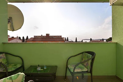 Ferienwohnung mit Klimaanlage und Balkon