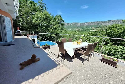 Ferienhaus mit Klimaanlage und Pool