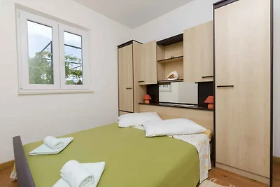 Ferienwohnung für 5 Personen in Splitska