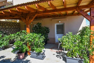 Ferienwohnung mit Terrasse und Klimaanlage