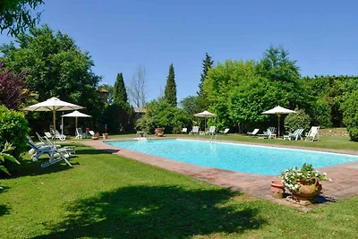 Ferienwohnung mit Aussenpool und WLAN