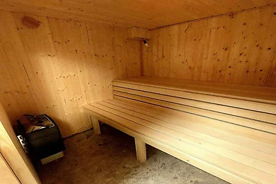 Ferienhaus mit Aussenpool, Klimaanlage und